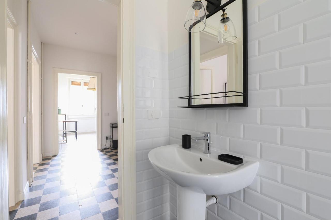 Adelaide Elegant Apartments Milan Bagian luar foto