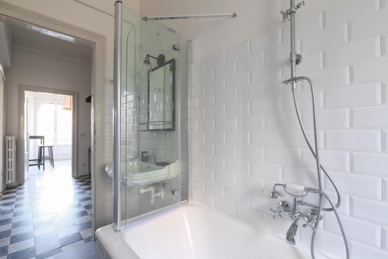 Adelaide Elegant Apartments Milan Bagian luar foto