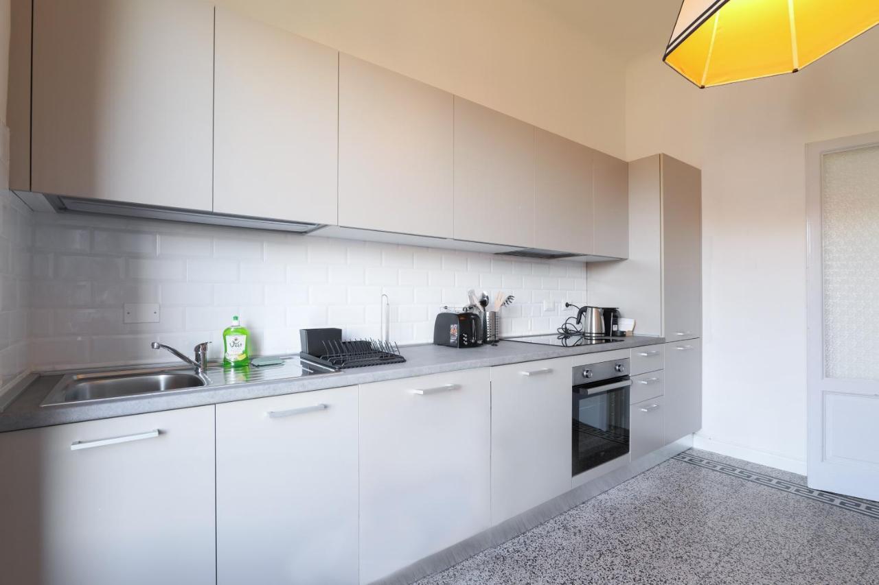Adelaide Elegant Apartments Milan Bagian luar foto