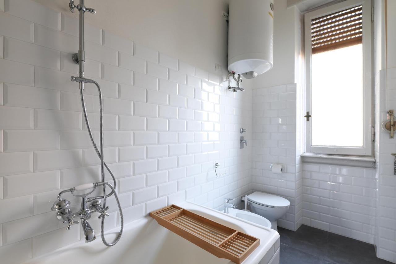 Adelaide Elegant Apartments Milan Bagian luar foto