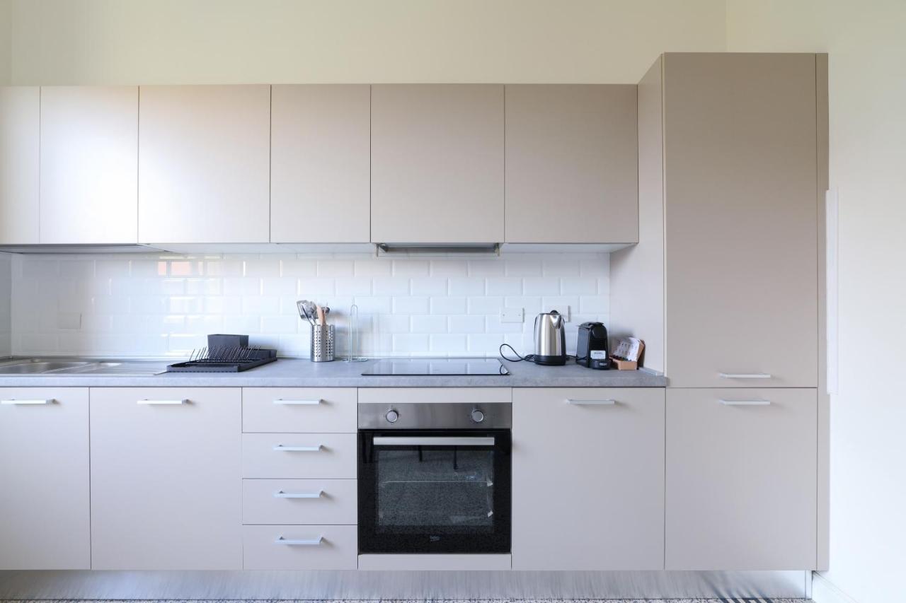 Adelaide Elegant Apartments Milan Bagian luar foto