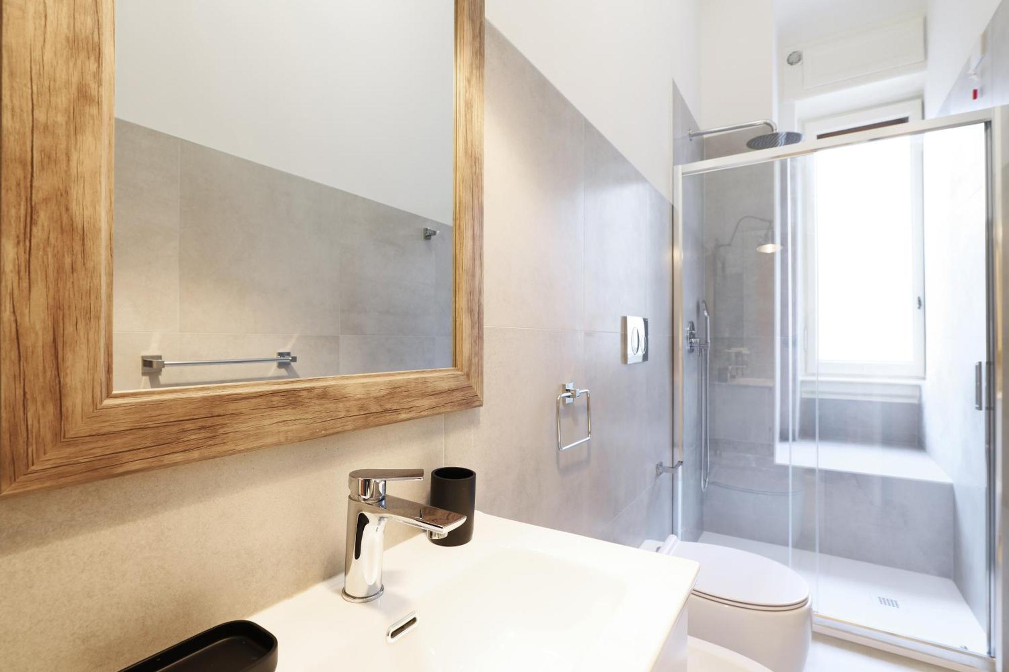 Adelaide Elegant Apartments Milan Bagian luar foto
