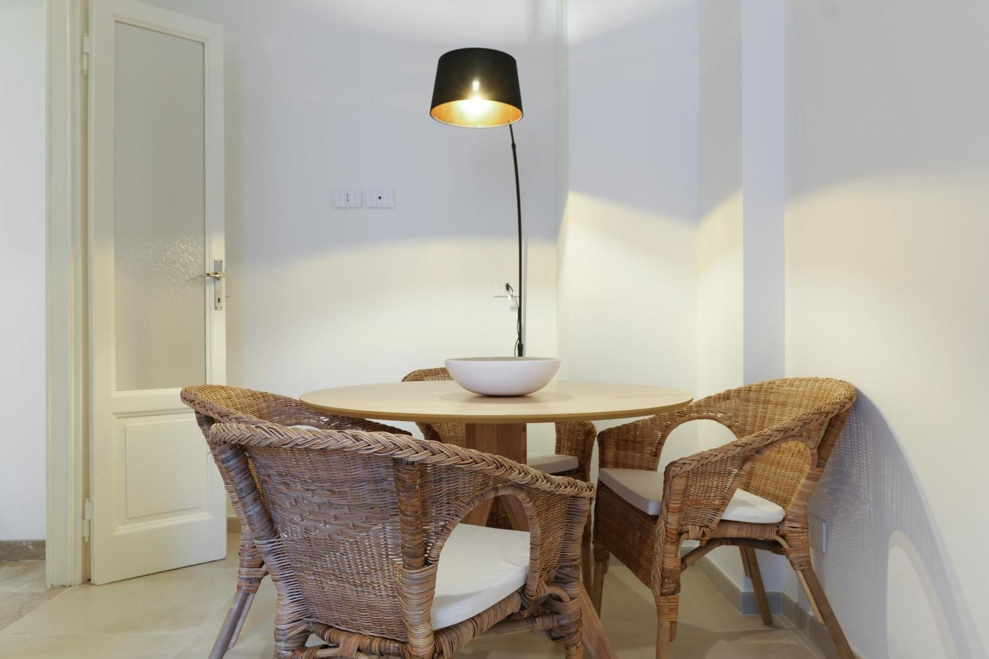 Adelaide Elegant Apartments Milan Bagian luar foto