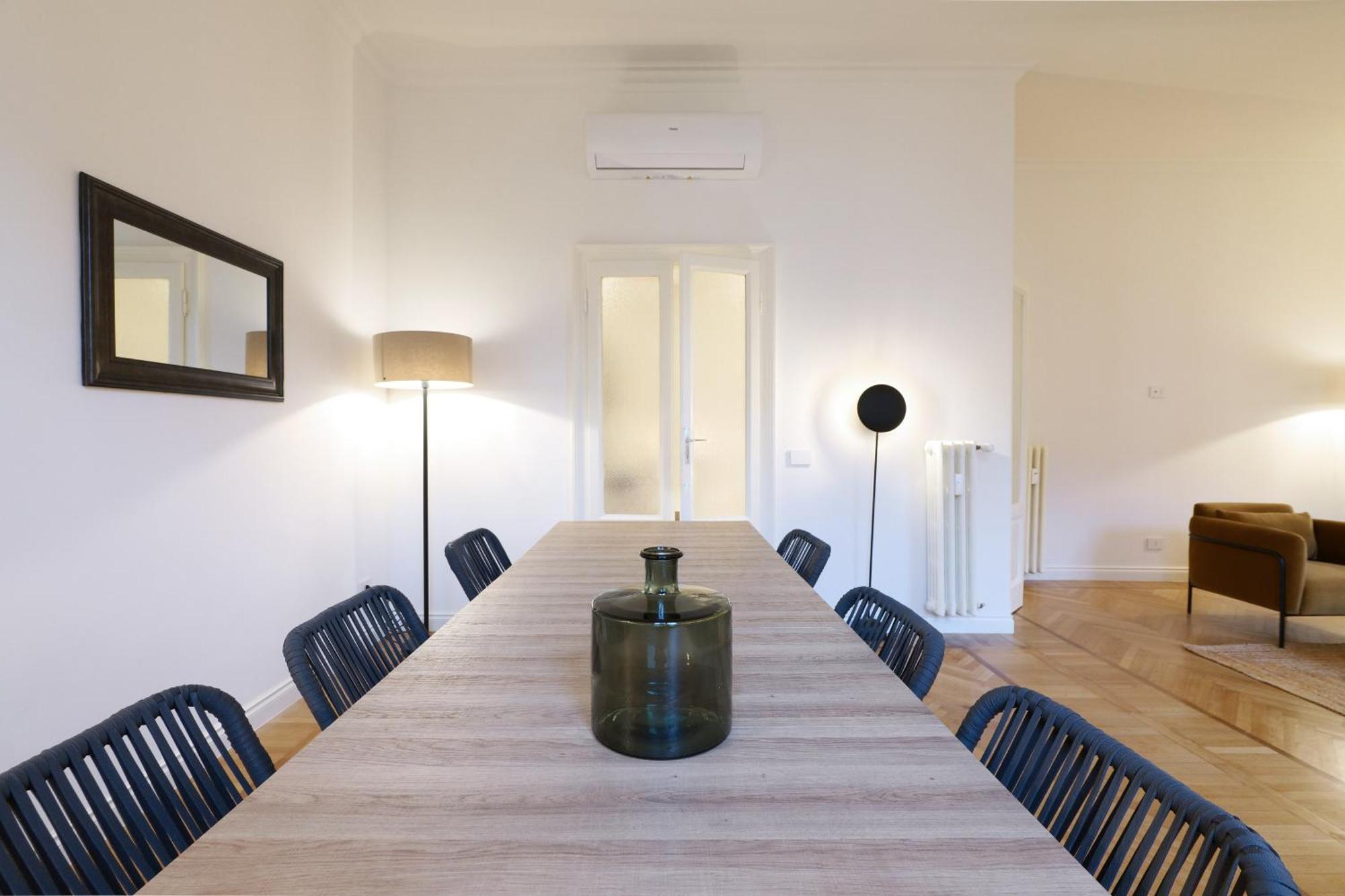 Adelaide Elegant Apartments Milan Bagian luar foto